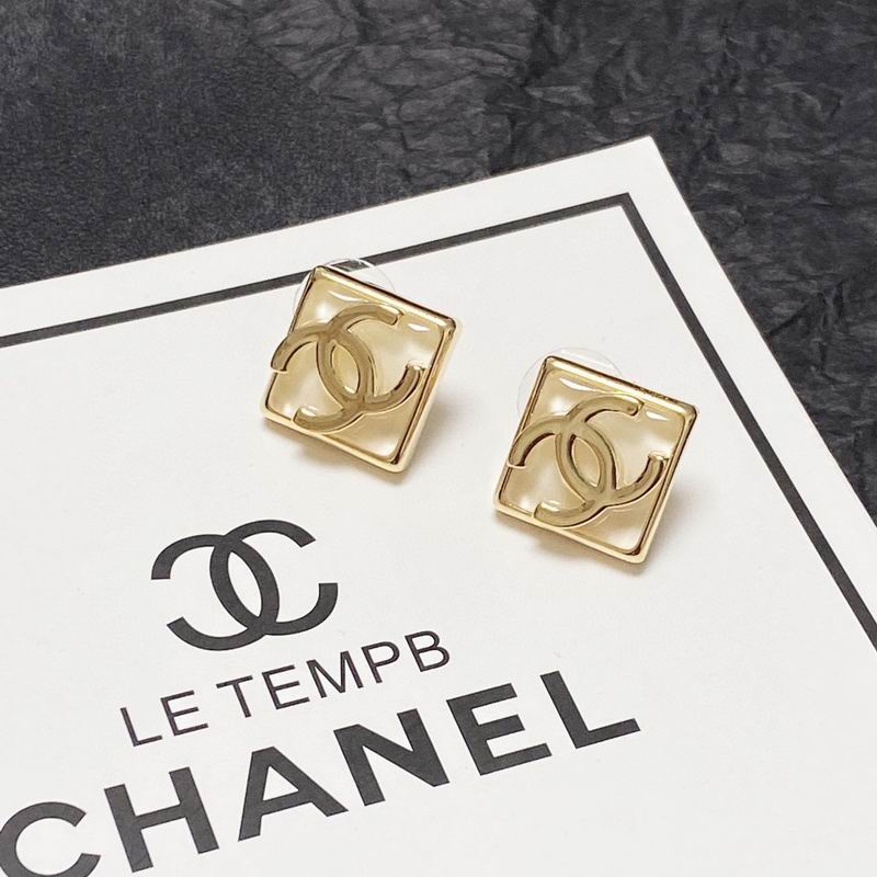 Chanel earing 2lyx608